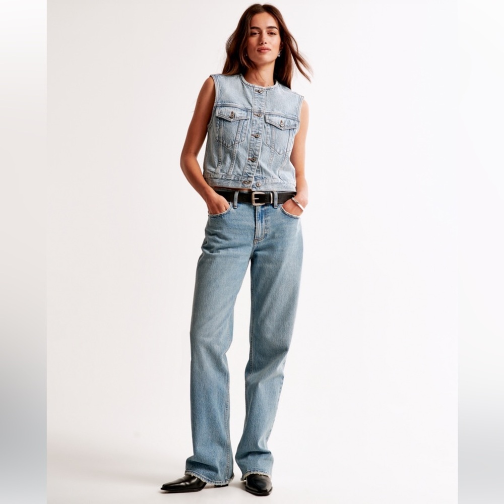 ABERCROMBIE LOW RISE BAGGY JEAN SIZE 6L 6 Long sold out!